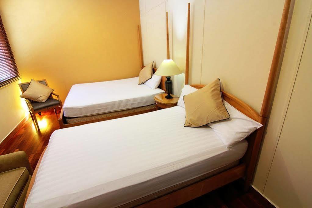 Red Inn Heritage Guest House George Town Buitenkant foto