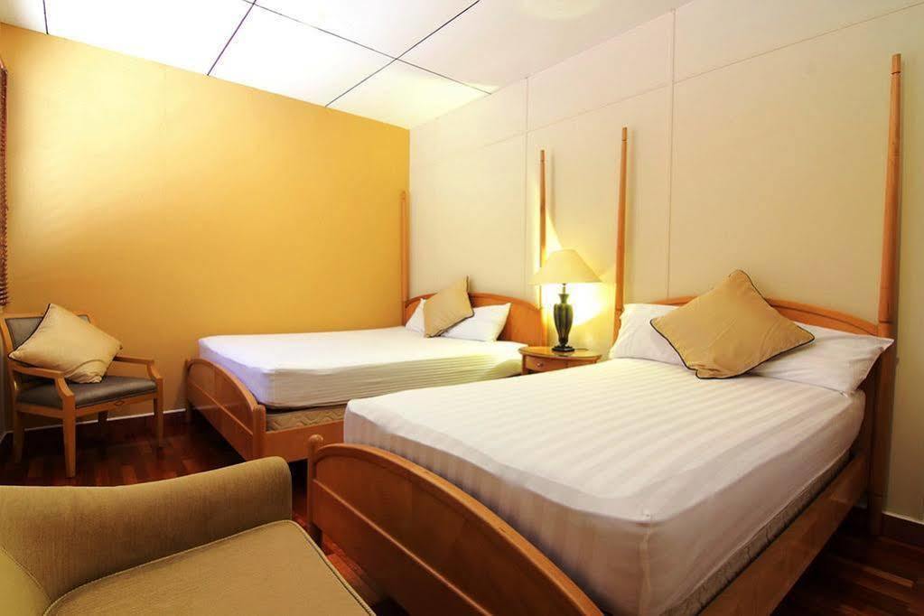 Red Inn Heritage Guest House George Town Buitenkant foto