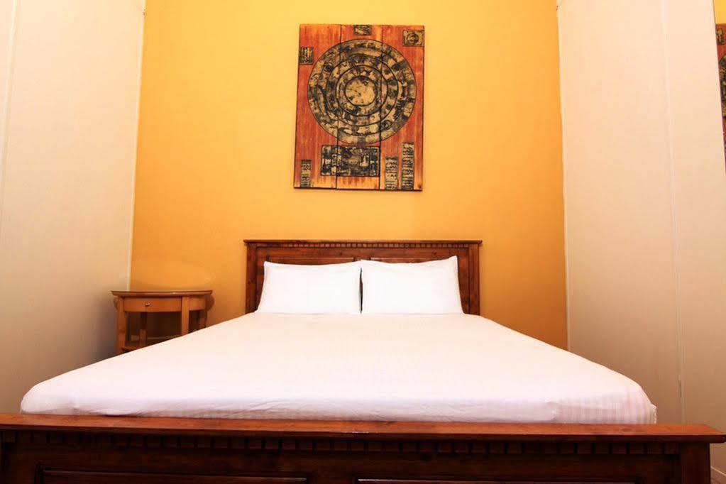 Red Inn Heritage Guest House George Town Buitenkant foto
